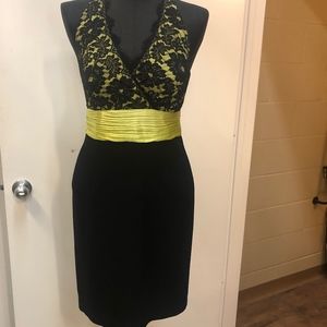 Donna Morgan Lace Cocktail Dress Size 4P
